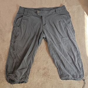Columbia Casual Hiking Capris- Gray